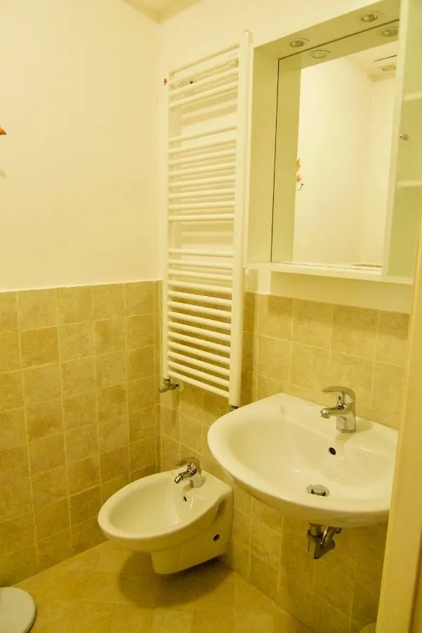 Melusina Apartments Rialto Venice Italy