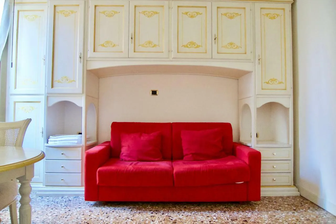 Melusina Apartments Rialto Venice