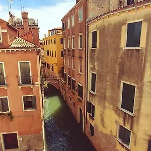Appartement Mansarda Querini, Venise